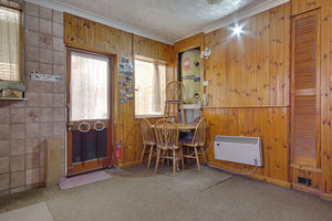 Kitchen/Diner- click for photo gallery